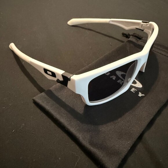 Oakley Other - Oakley Jupiter Mens Sunglasses Black Lenses